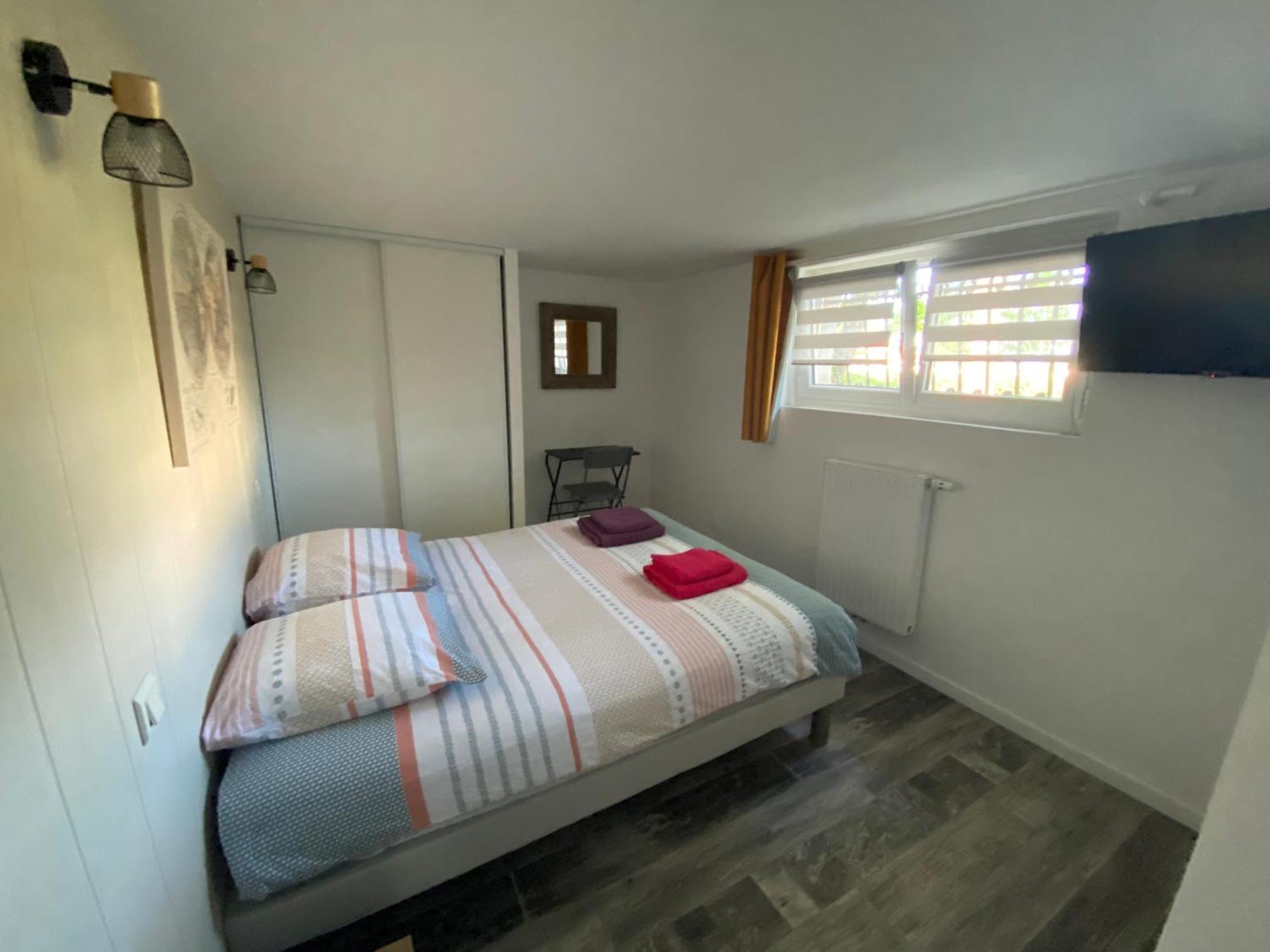 Le Palmier Apartman Saint-Georges-de-Pointindoux Kültér fotó